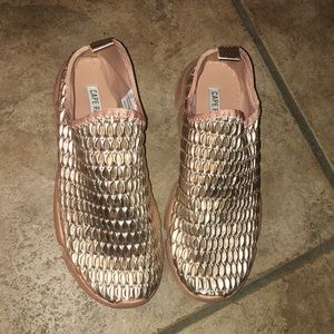 Compare to Balenciaga